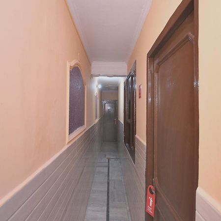 Super Hotel O Rajesh Palace Chandīgarh Esterno foto